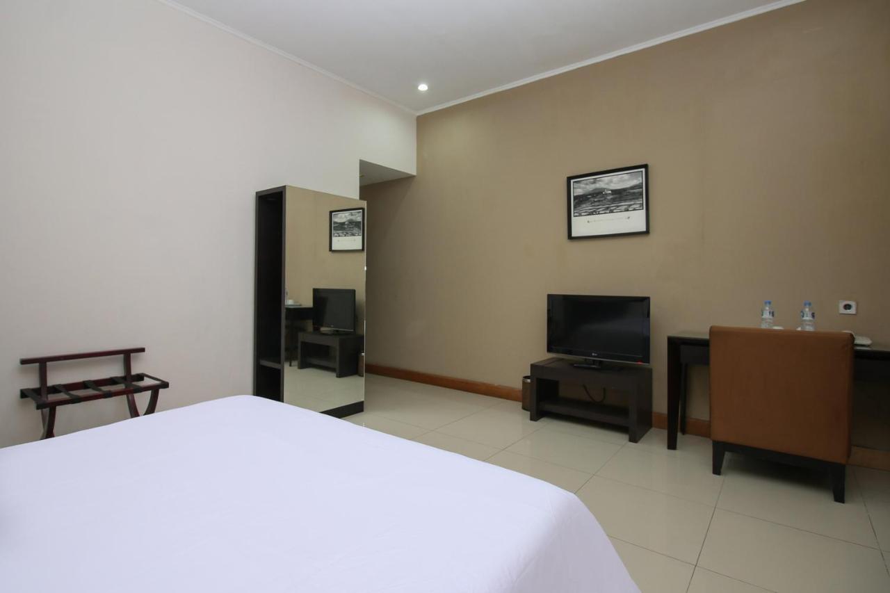 Hotel Sky Buah Batu 1 *